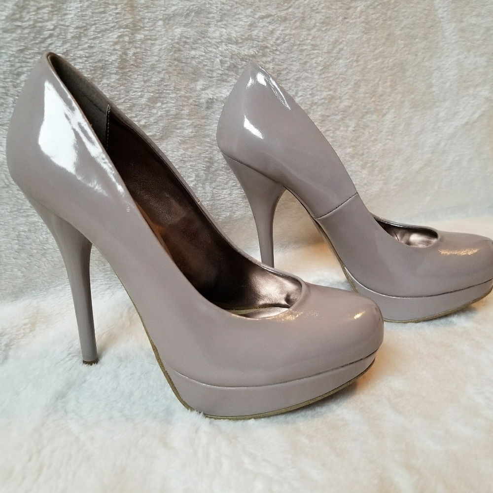 Steve Madden pumps